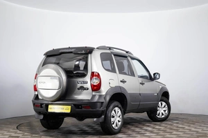 Внедорожник Chevrolet Niva 2015 года, 599000 рублей, Пермь
