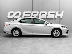 Седан Toyota Camry 2018 года, 2469000 рублей, Тюмень