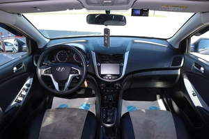 Седан Hyundai Solaris 2016 года, 1300000 рублей, Мирное