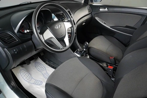 Хетчбэк Hyundai Solaris 2011 года, 949000 рублей, Тюмень