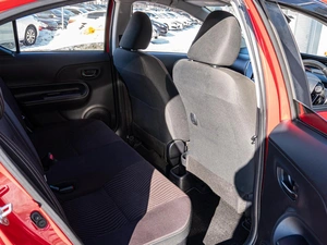 Хетчбэк Toyota Aqua 2017 года, 1075000 рублей, Краснодар