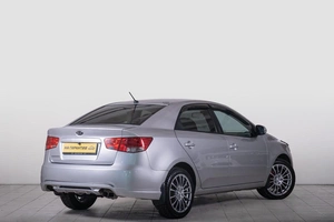 Седан Kia Cerato 2010 года, 699000 рублей, Томск
