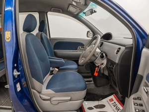 Минивэн Toyota Sienta 2004 года, 600000 рублей, Красноярск