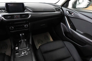 Седан Mazda 6 2015 года, 1589000 рублей, Красноярск