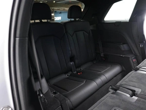 Внедорожник Audi Q7 2020 года, 5843444 рублей, Москва