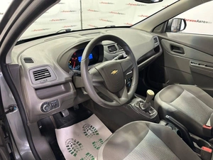 Седан Chevrolet Cobalt 2013 года, 670000 рублей, Красноярск