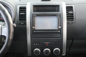 Внедорожник Nissan X-Trail 2013 года, 1319000 рублей, Омск