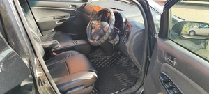 Минивэн Toyota Wish 2003 года, 655000 рублей, Красноярск