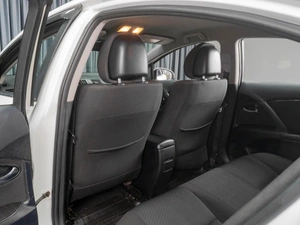 Седан Toyota Avensis 2009 года, 1019000 рублей, Тюмень