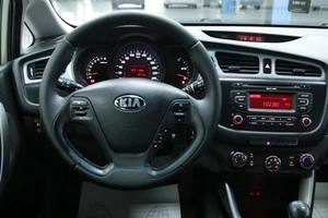 Хетчбэк Kia Ceed 2012 года, 918000 рублей, Солонцы