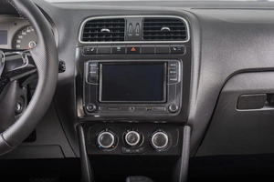 Седан Volkswagen Polo 2011 года, 859000 рублей, Томск