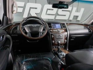 Внедорожник Infiniti QX56 2010 года, 1850000 рублей, Тюмень