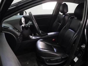 Седан Toyota Avensis 2011 года, 1030000 рублей, Воронеж