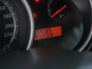 Хетчбэк Nissan Tiida 2010 года, 729000 рублей, Сургут
