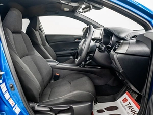 Внедорожник Toyota C-HR 2016 года, 1920000 рублей, Красноярск