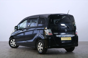 Минивэн Honda Freed 2013 года, 1189000 рублей, Омск