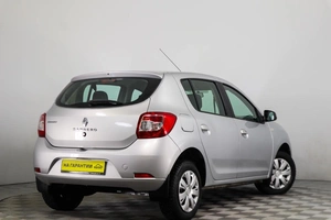 Хетчбэк Renault Sandero 2014 года, 659000 рублей, Пермь