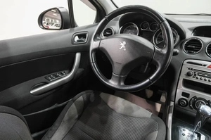Хетчбэк Peugeot 308 2011 года, 649000 рублей, Новокузнецк