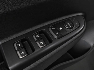 Хетчбэк Kia Rio X-Line 2018 года, 1249000 рублей, Тюмень