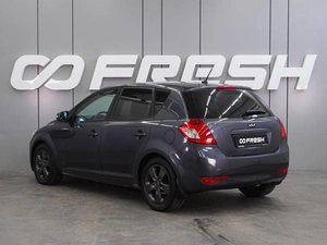 Хетчбэк Kia Ceed 2010 года, 699000 рублей, Воронеж