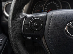 Внедорожник Toyota RAV4 2013 года, 1649000 рублей, Саратов