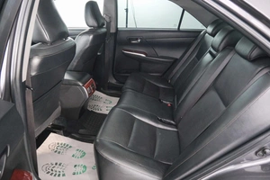 Седан Toyota Camry 2013 года, 1999000 рублей, Красноярск