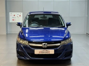 Минивэн Honda Stream 2010 года, 997000 рублей, Красноярск