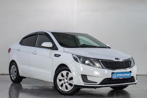 Седан Kia Rio 2015 года, 799000 рублей, Челябинск