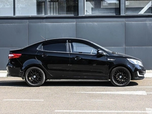 Седан Kia Rio 2011 года, 849000 рублей, Кирилловка