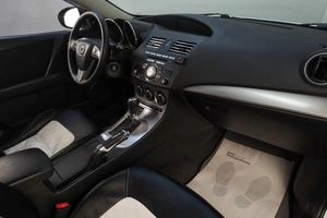 Хетчбэк Mazda 3 2011 года, 899000 рублей, Челябинск