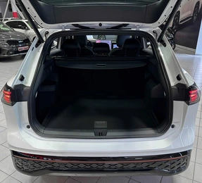 Внедорожник Volkswagen Tiguan L 2026 года, 4997000 рублей, Красноярск