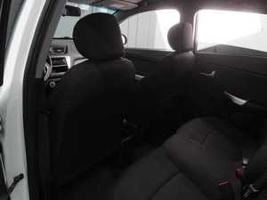 Хетчбэк Kia Rio 2015 года, 849000 рублей, Воронеж