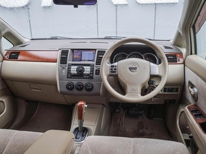 Седан Nissan Tiida 2005 года, 698000 рублей, Краснодар