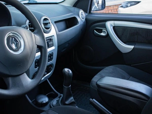 Хетчбэк Renault Sandero 2013 года, 749000 рублей, Петрозаводск