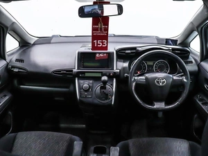 Минивэн Toyota Wish 2010 года, 1210000 рублей, Красноярск