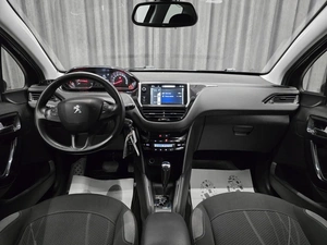 Хетчбэк Peugeot 208 2013 года, 649000 рублей, Красноярск