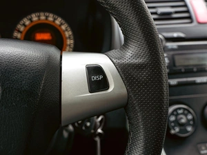 Хетчбэк Toyota Auris 2010 года, 690000 рублей, Краснодар