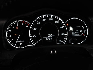 Хетчбэк Nissan Note 2019 года, 1319000 рублей, Тюмень