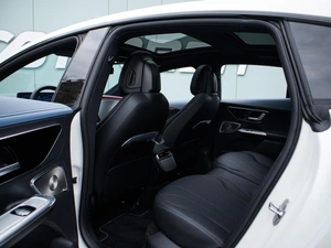 Седан Mercedes-benz EQE 2022 года, 6300000 рублей, Большой Сочи