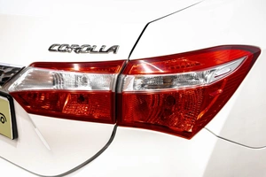 Седан Toyota Corolla 2013 года, 1349000 рублей, Барнаул
