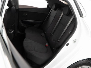 Седан Kia Rio 2015 года, 1299999 рублей, Москва