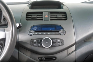 Хетчбэк Chevrolet Spark 2013 года, 799000 рублей, Томск