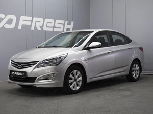 Седан Hyundai Solaris 2016 года, 895000 рублей, Омск