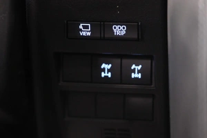 Внедорожник Toyota Land Cruiser 2022 года, 11889000 рублей, Омск