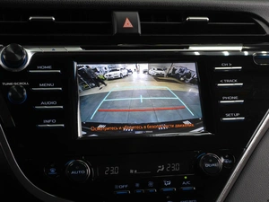 Седан Toyota Camry 2019 года, 3819000 рублей, Тюмень
