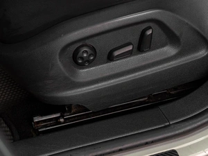 Внедорожник Volkswagen Tiguan 2012 года, 1299000 рублей, Тюмень