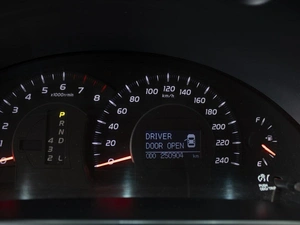 Седан Toyota Camry 2006 года, 1065000 рублей, Омск
