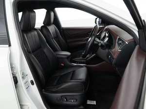Внедорожник Toyota Harrier 2014 года, 1699000 рублей, Москва