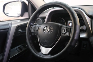 Внедорожник Toyota RAV4 2016 года, 2599000 рублей, Омск