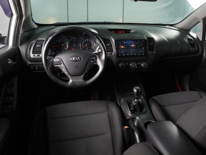 Седан Kia Cerato 2015 года, 1349000 рублей, Красный Пахарь